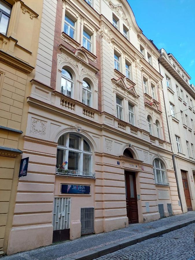 Ai Quattro Angeli Aparthotel Prague Ngoại thất bức ảnh