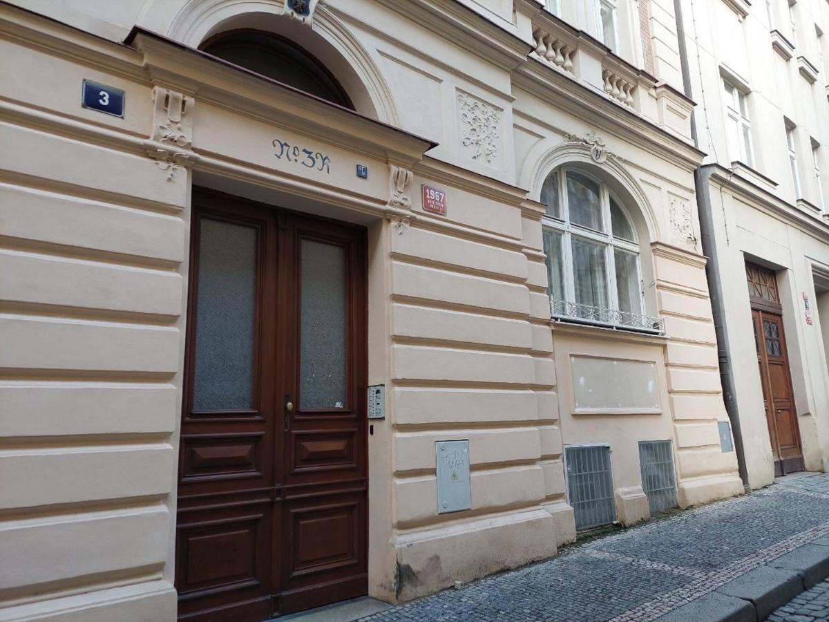 Ai Quattro Angeli Aparthotel Prague Ngoại thất bức ảnh