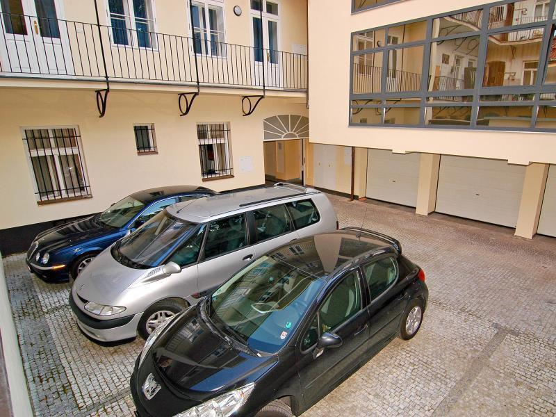 Ai Quattro Angeli Aparthotel Prague Ngoại thất bức ảnh